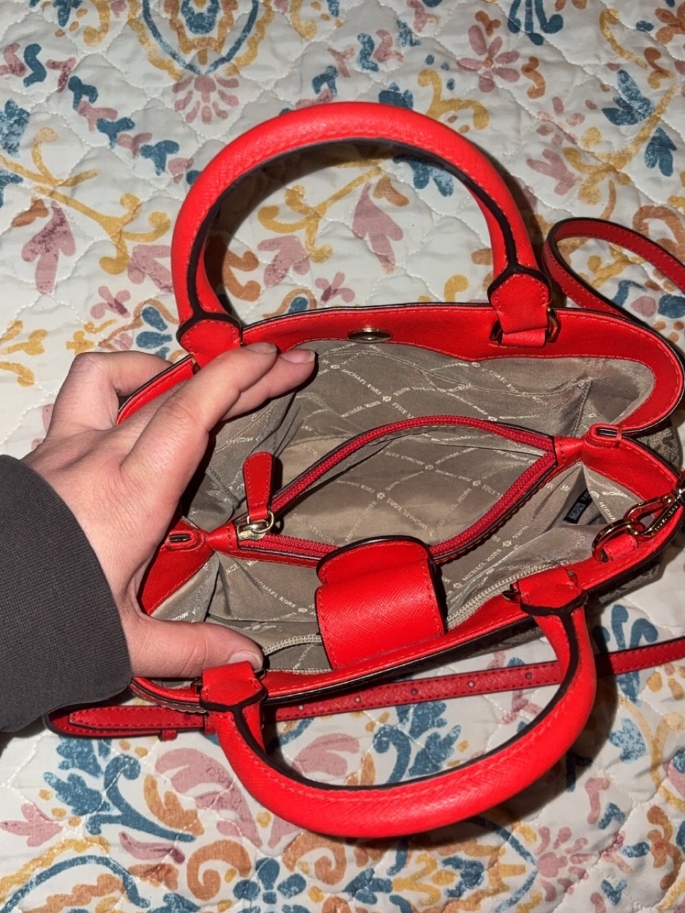 Red Women's Top-Handle Satchel Bag - Brand Unspecified